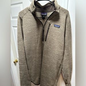 Patagonia quarter zip size XL